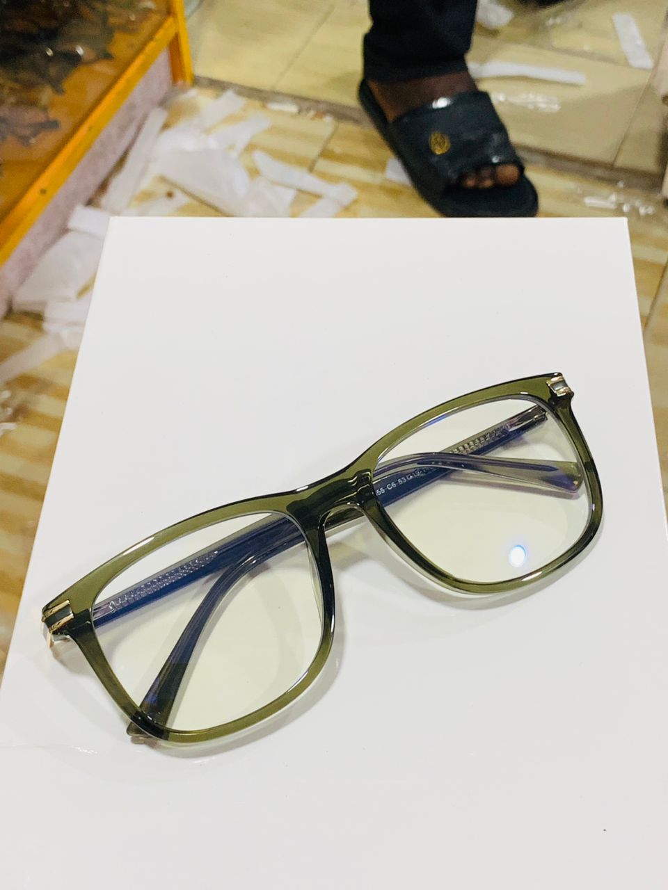 Olive Regent